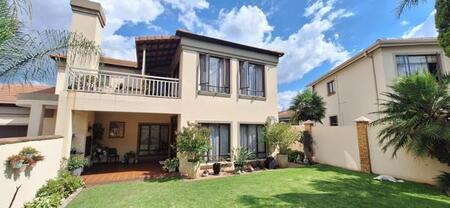 3 Bedroom Townhouse in Midstream Estate