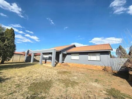 3 Bedroom House in Vaalpark