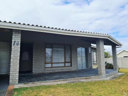 3 Bedroom House in Franskraal