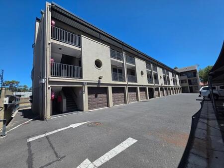 1 Bedroom Apartment in Klipkop