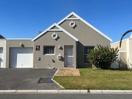 3 Bedroom House in Milnerton Ridge
