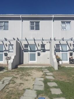 2 Bedroom Townhouse in Bardale Village