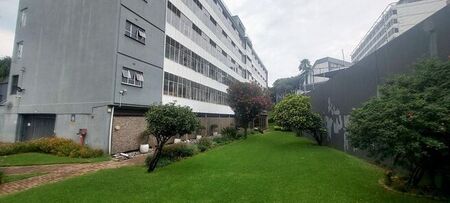 2 Bedroom flat to rent in Bedford Gardens, Bedfordview