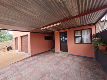 3 Bedroom house to rent in Morning Glory, Upington