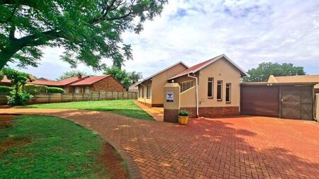 3 Bedroom house to rent in Dawn Park, Boksburg