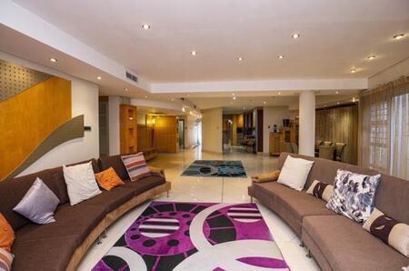 3 Bedroom Apartment in Musgrave