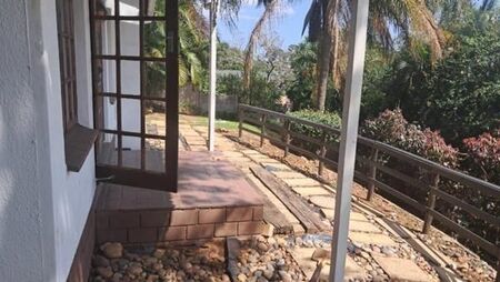 3 Bedroom House in Sunningdale