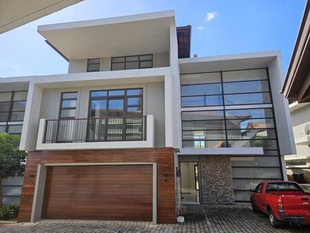4 Bedroom Townhouse in Izinga Estate