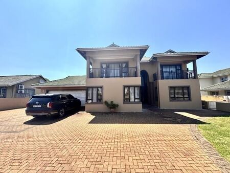 4 Bedroom House in Sunningdale
