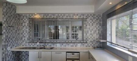 4 Bedroom Apartment in Umhlanga Rocks