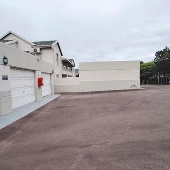 1 Bedroom Flat in Umhlanga Rocks