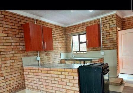 2 Bedroom Apartment in Hillary