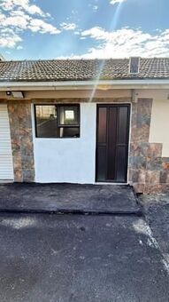 1 Bedroom Apartment in Escombe