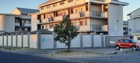 2 Bedroom Apartment in Uitzicht