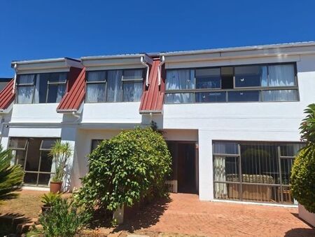 2 Bedroom House in Protea Valley