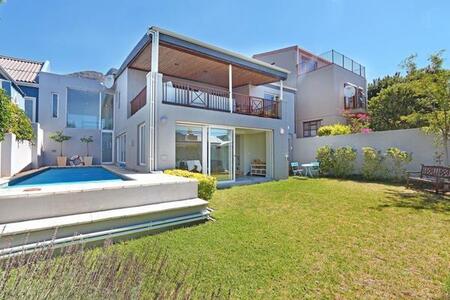 3 Bedroom House in Woodstock