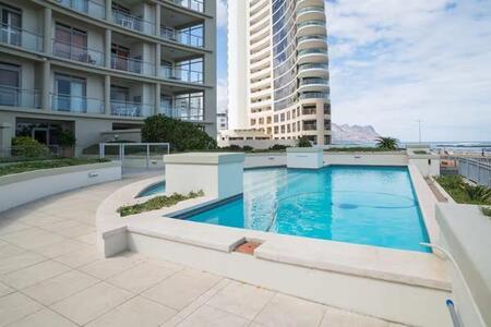 3 Bedroom Apartment in Strand Central