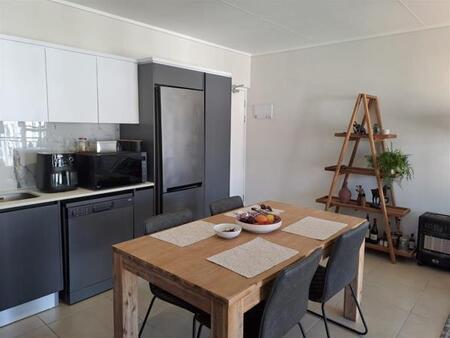 2 Bedroom House in Sitari