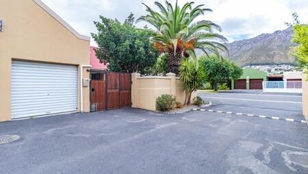 2 Bedroom Townhouse in Admirals Park