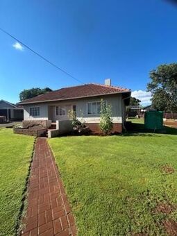 3 Bedroom House in Postmasburg