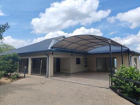 3 Bedroom House in Sonheuwel