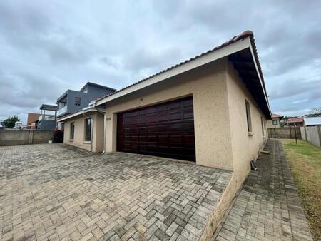 3 Bedroom House in Lydenburg