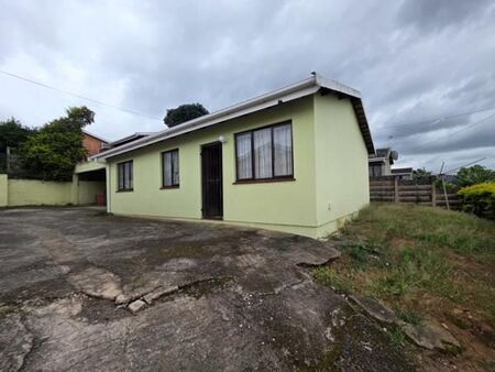 3 Bedroom House in Newlands West