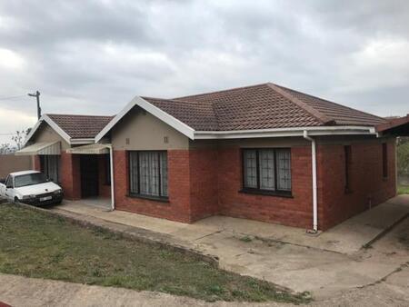 4 Bedroom House in KwaMashu