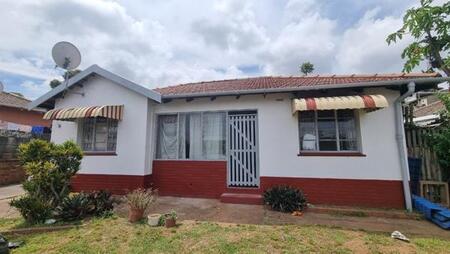 2 Bedroom House in Woodlands