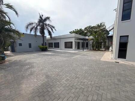 1 Bedroom Simplex in Durban North