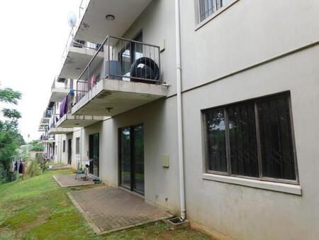 2 Bedroom Flat in Sea View