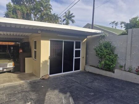 Studio apartment in Berea West