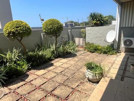 1 Bedroom Apartment in Umhlanga Rocks