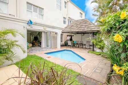 2 Bedroom Apartment in Umhlanga Rocks