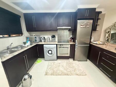 2 Bedroom Apartment in Umhlanga Ridge