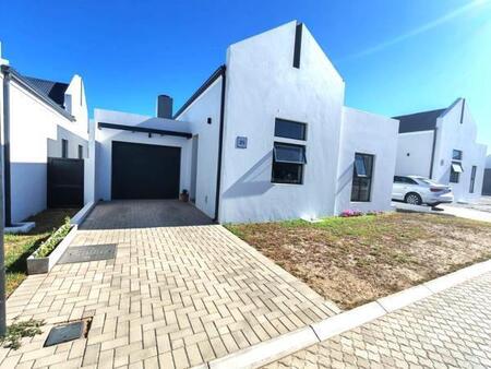 3 Bedroom House in Laguna Sands