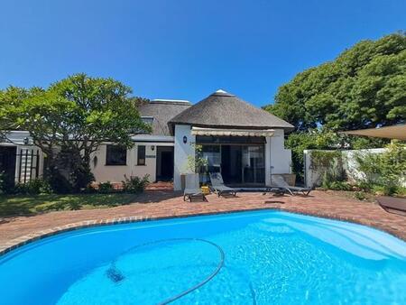 4 Bedroom House in Eastcliff