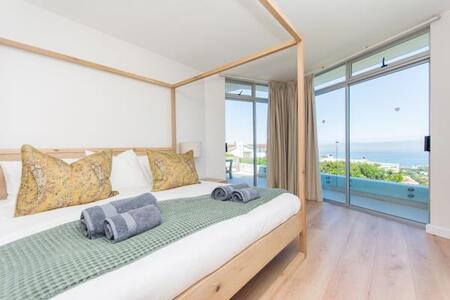 3 Bedroom Apartment in Signal Hill