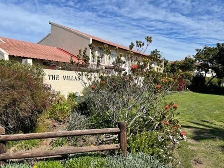 3 Bedroom Townhouse in Plettenberg Bay Central