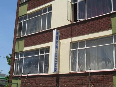 1 Bedroom Apartment in Arcadia