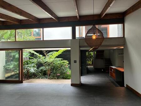 3 Bedroom Townhouse in Brooklyn