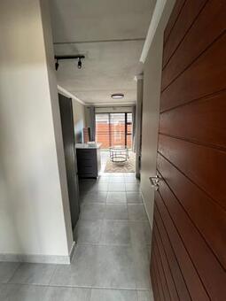 2 Bedroom Apartment in Sinoville