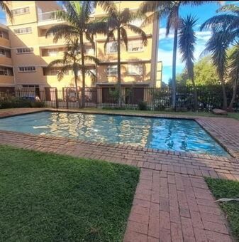 3 Bedroom Apartment in Sinoville