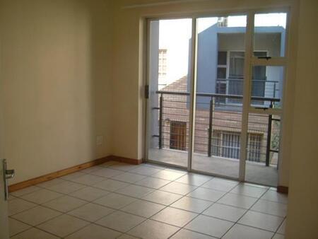 2 Bedroom Flat in Riviera