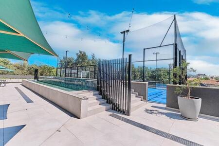 2 Bedroom Apartment in Hyde Park