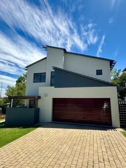 3 Bedroom House in Craigavon