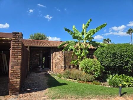 3 Bedroom Townhouse in Morningside