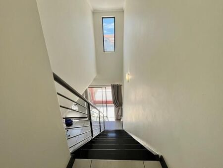 1 Bedroom Apartment in Sunninghill