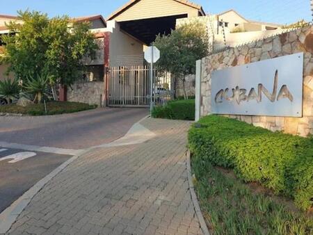 2 Bedroom Apartment in Sunninghill