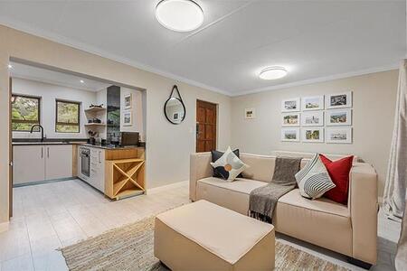 2 Bedroom Apartment in Fourways